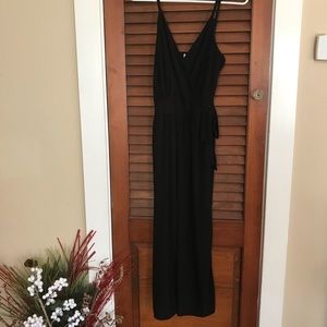 NWT Black jumper
